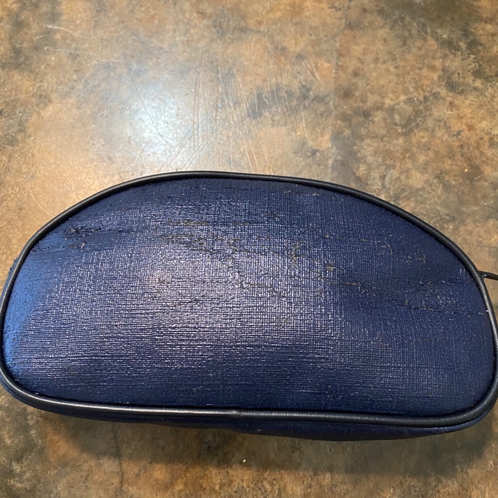 Gucci pouch